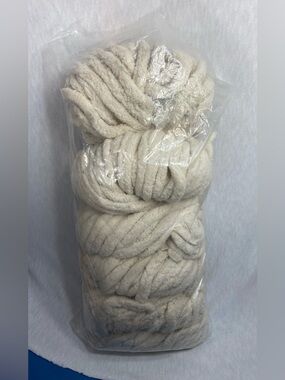 Chunky Chenille Yarn For Hand knitting Jumbo Big Thick Chunky Ivory 5 Pack New